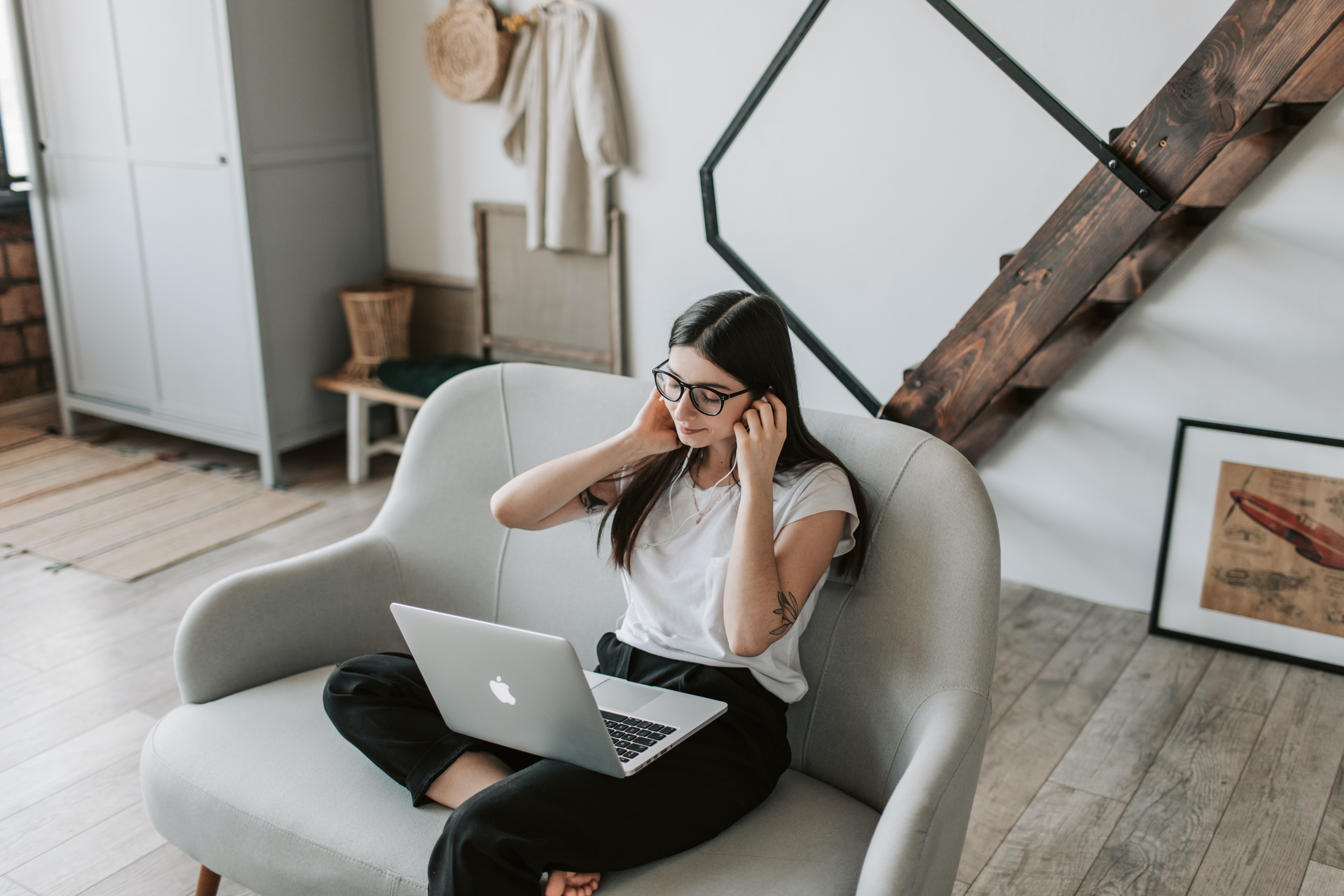 Woman on a chair with her computer